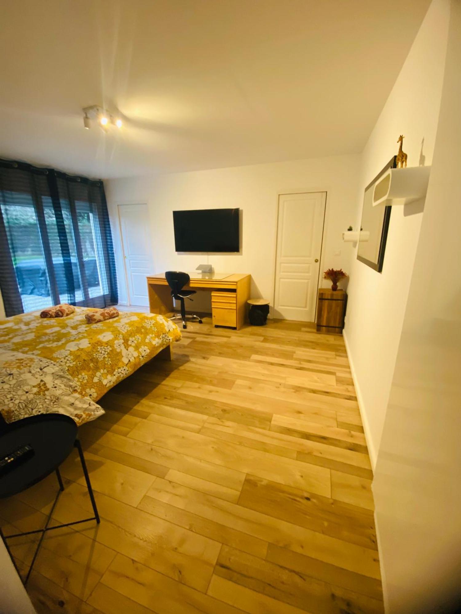 La Maison Girafe Faverolles  エクステリア 写真